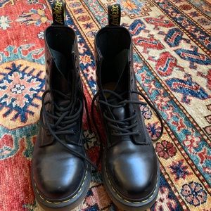 Classic Doc Martens